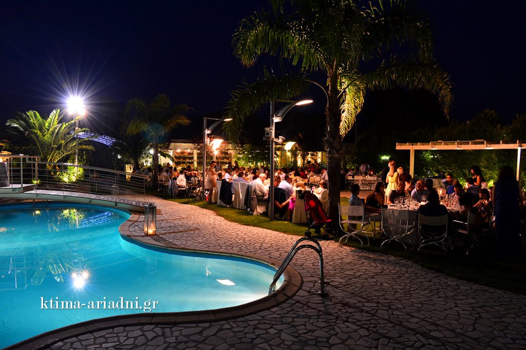 kalokairinos gamos varibobi ktima ariadni beautiful night by the pool